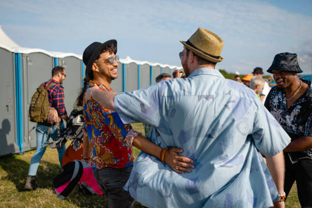 Best Luxury portable toilet rental  in West Peoria, IL